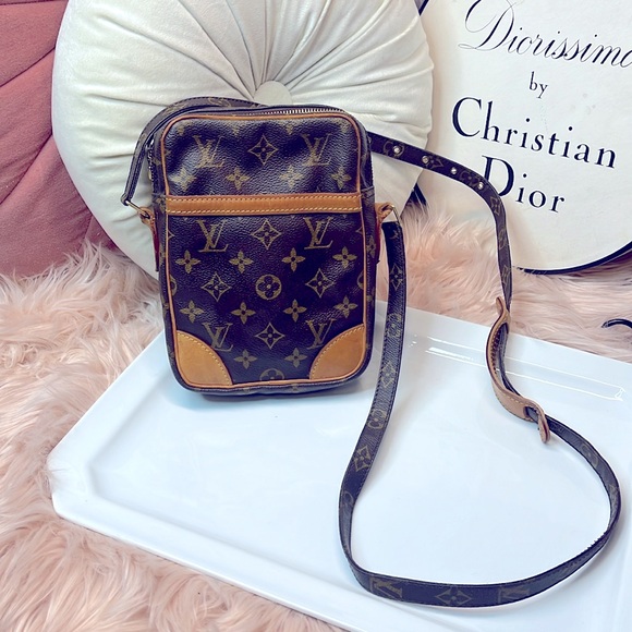 Louis Vuitton Handbags - LOUIS VUITTON Danube shoulder crossbody bag Monogram